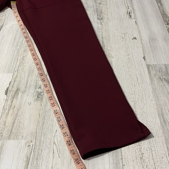 Figs Maroon Scrub Pants Size Small - Picture 10 of 10